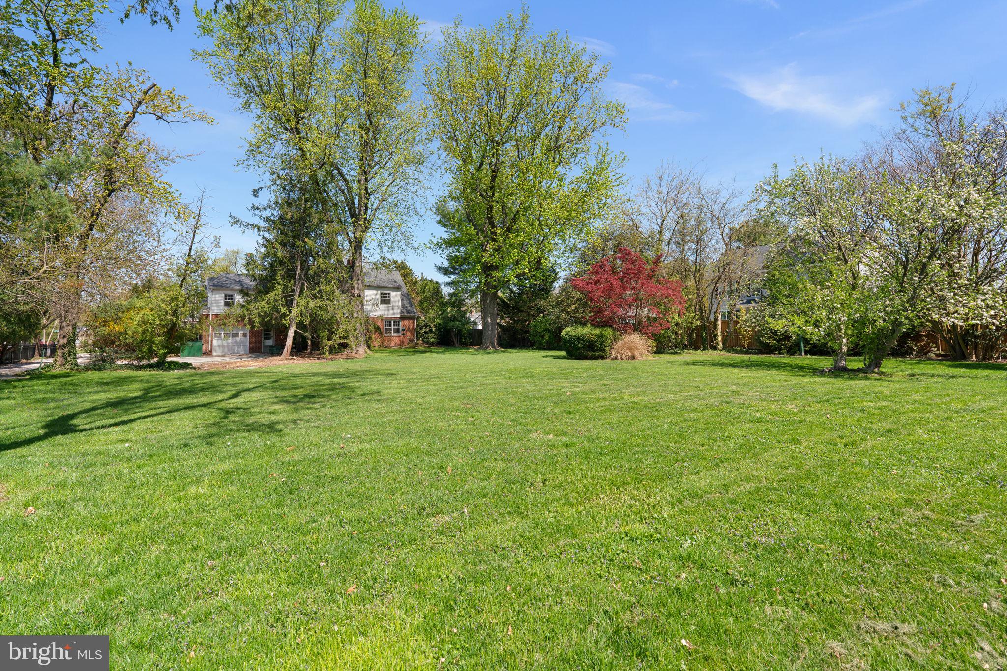 211 West Maple Road Linthicum Heights, MD 21090 - Photo 34 of 44 Huge yard - lot is just under an acre