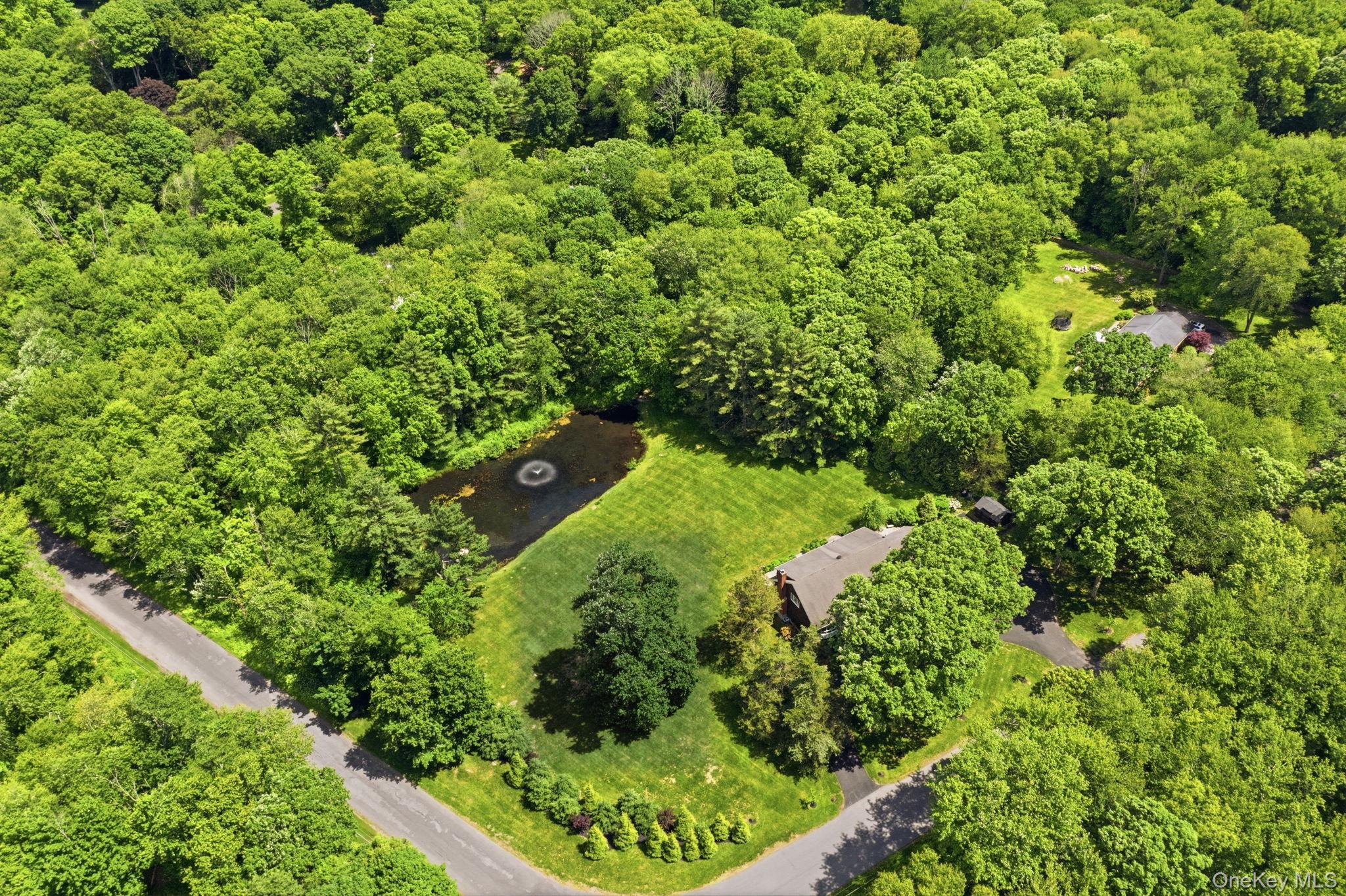 41 Pheasant Road Pound Ridge, NY 10576 - Photo 5 of 48
