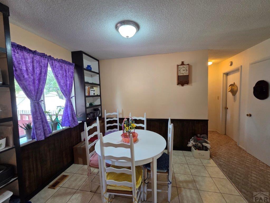 408 Oak Road Lamar, CO 81052 - Photo 8 of 24 Gallery Image 8