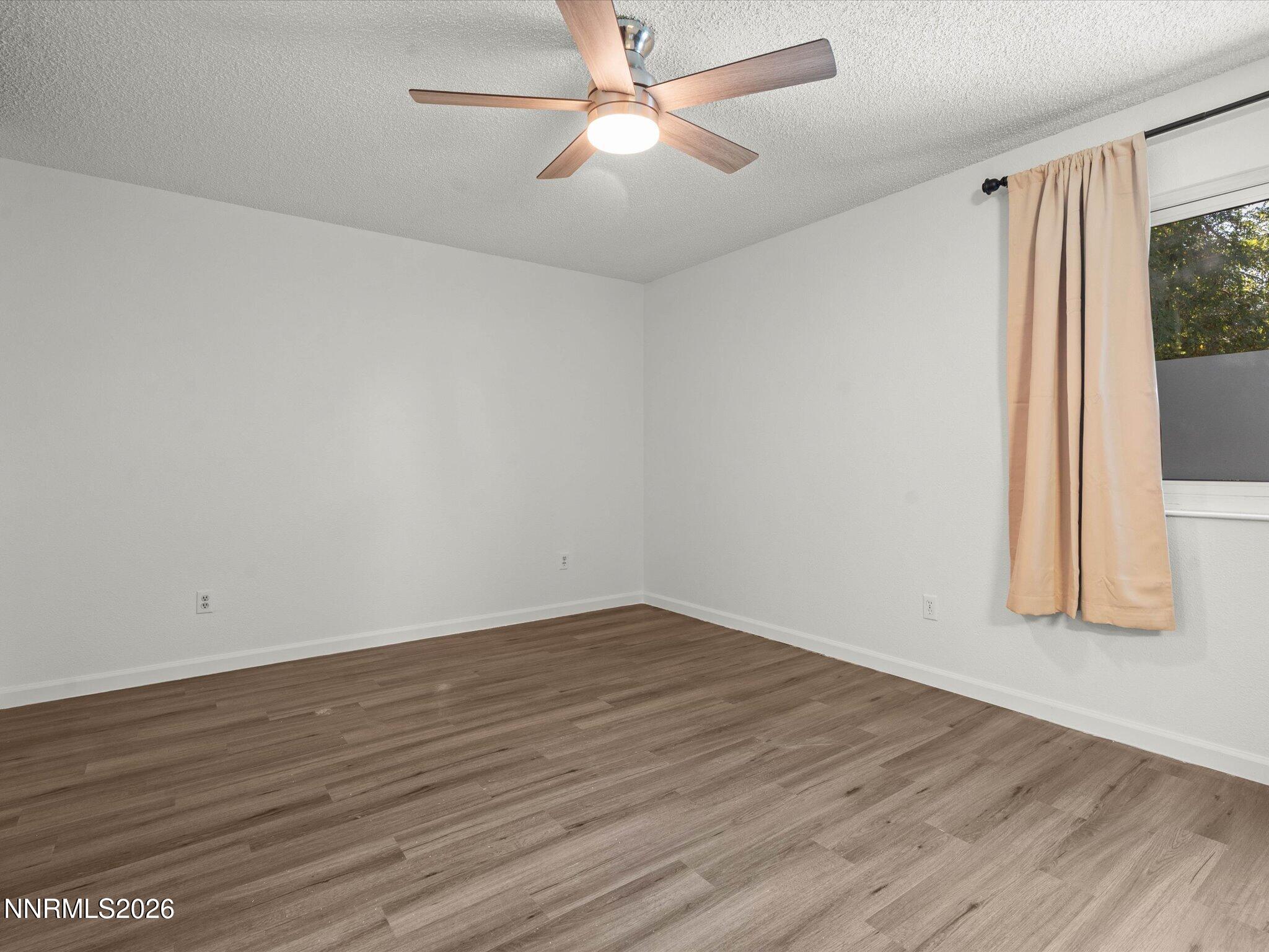 2714 Perro Court Reno, NV 89502 - Photo 15 of 31 Main Bedroom