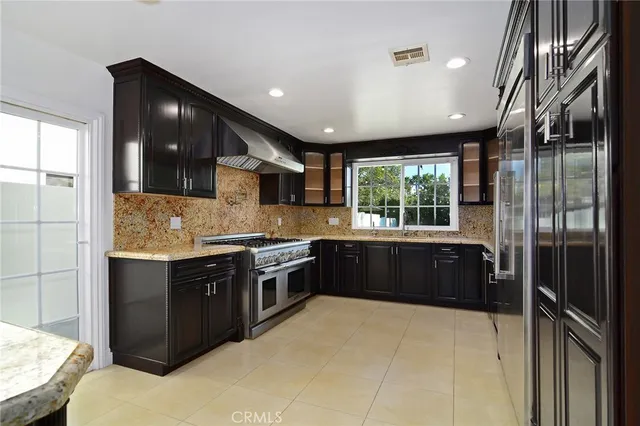 $6,995 | 5316 Mecca Avenue, Tarzana, CA 91356