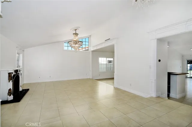 $6,995 | 5316 Mecca Avenue, Tarzana, CA 91356