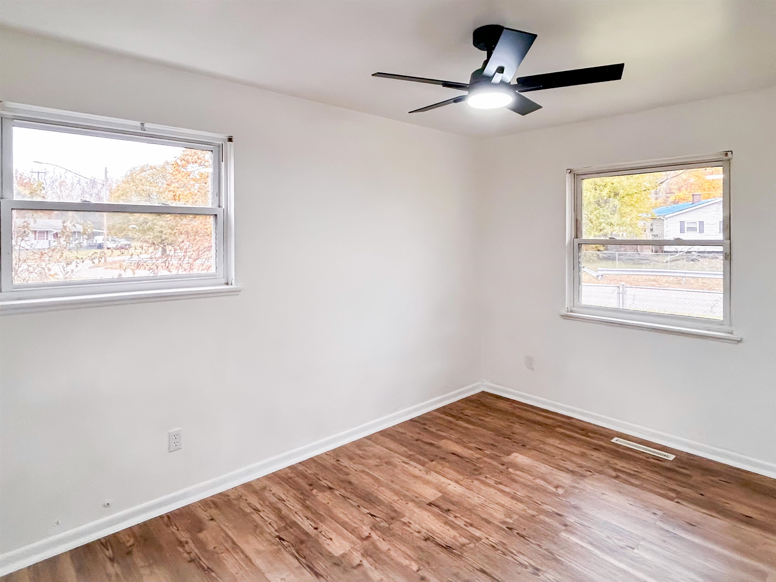 5501 Western Road Flint, MI 48506 - Photo 9 of 14 Gallery Image 9