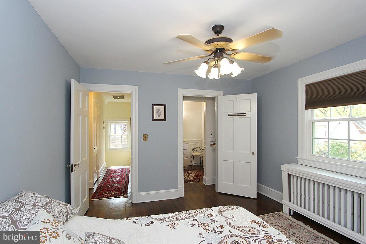11 Hilltop Road Silver Spring, MD 20910 - Photo 16 of 29 Bedroom