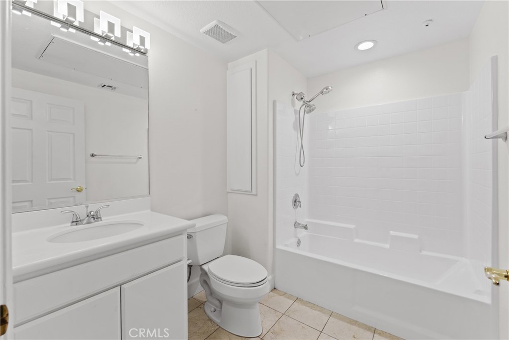 12963 West Runway Road, Unit 418 Playa Vista, CA 90094 - Photo 23 of 39