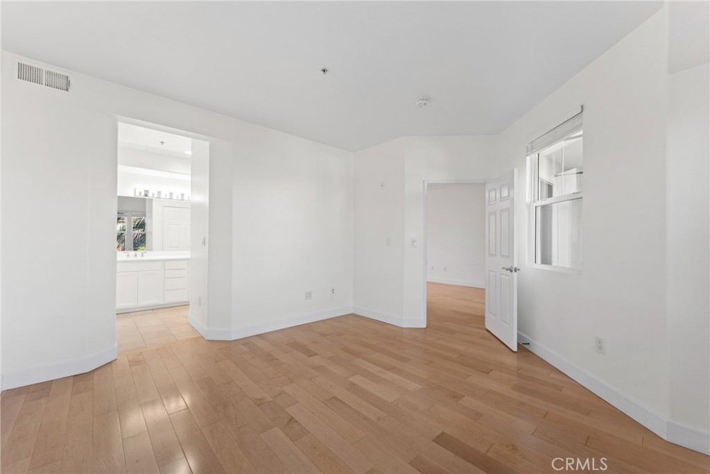 12963 West Runway Road, Unit 418 Playa Vista, CA 90094 - Photo 25 of 39