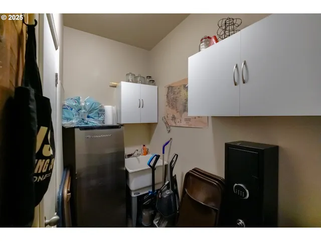 $445,000 | 1305 Ash Street, Brownsville, OR 97327