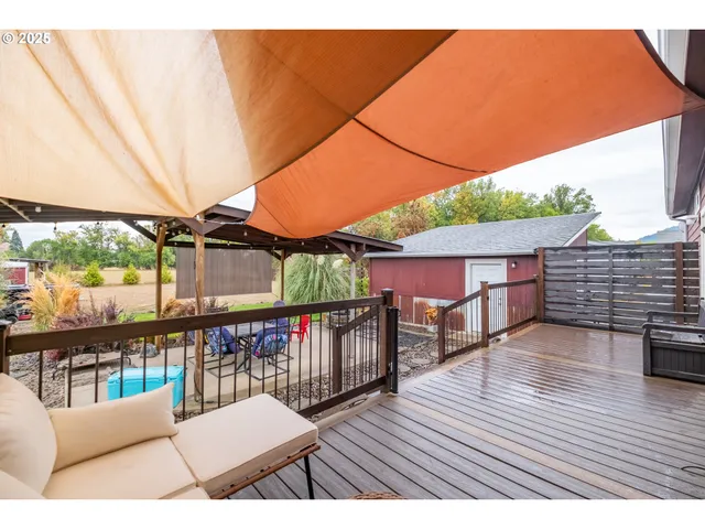 $445,000 | 1305 Ash Street, Brownsville, OR 97327