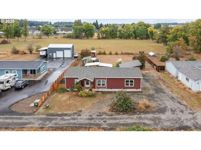 $445,000 | 1305 Ash Street, Brownsville, OR 97327