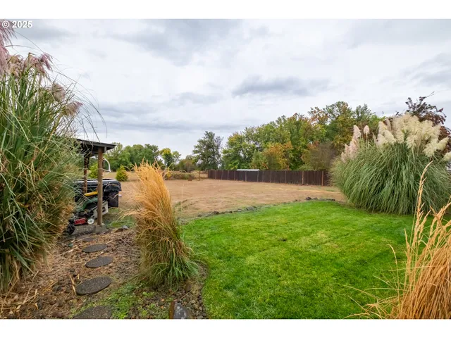 $445,000 | 1305 Ash Street, Brownsville, OR 97327