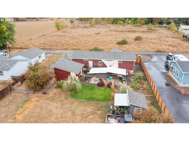 $445,000 | 1305 Ash Street, Brownsville, OR 97327