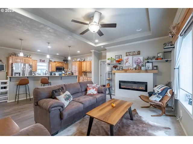 $445,000 | 1305 Ash Street, Brownsville, OR 97327