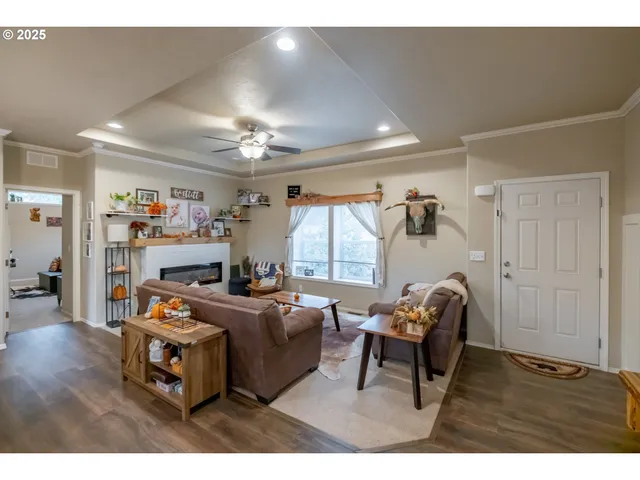 $445,000 | 1305 Ash Street, Brownsville, OR 97327