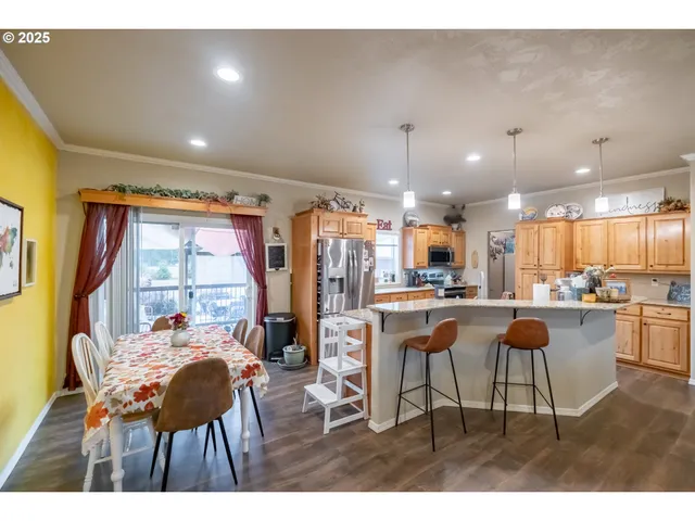 $445,000 | 1305 Ash Street, Brownsville, OR 97327