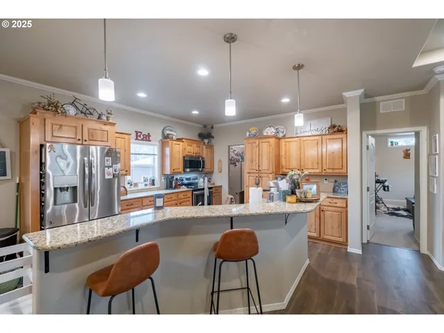 $445,000 | 1305 Ash Street, Brownsville, OR 97327