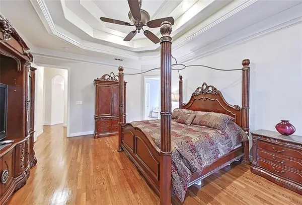 $890,000 | 582 County Road 410, Dayton, TX 77535