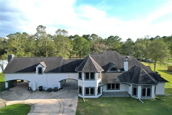$890,000 | 582 County Road 410, Dayton, TX 77535