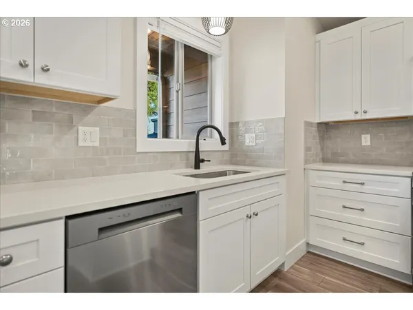 $459,900 | 12300 Meadowlawn Drive, Oregon City, OR 97045