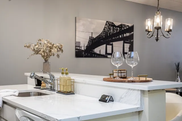 $409,900 | 948 Main Street, Unit 105, Waltham, MA 02451