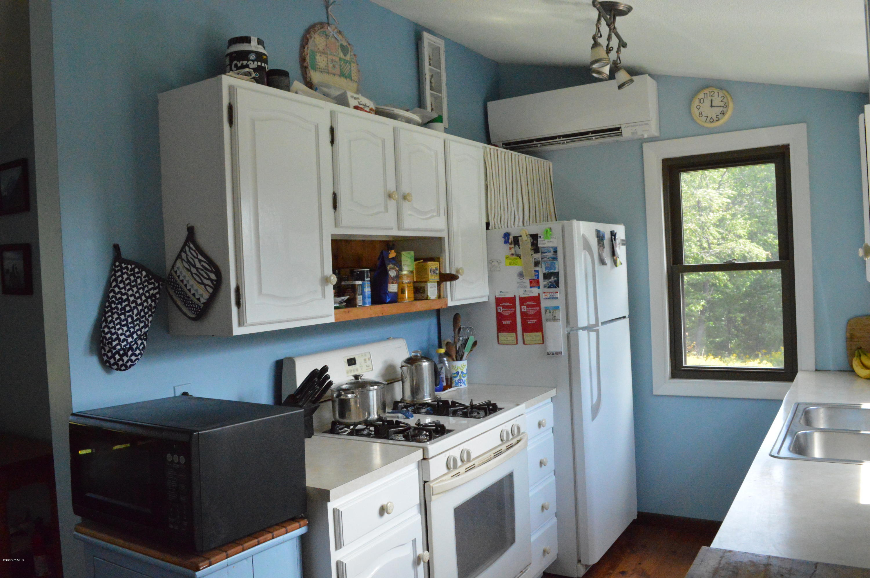 134 Arthur Pease Road Middlefield, MA 01011 - Photo 21 of 54 Authur Pease Road Middlefield 029