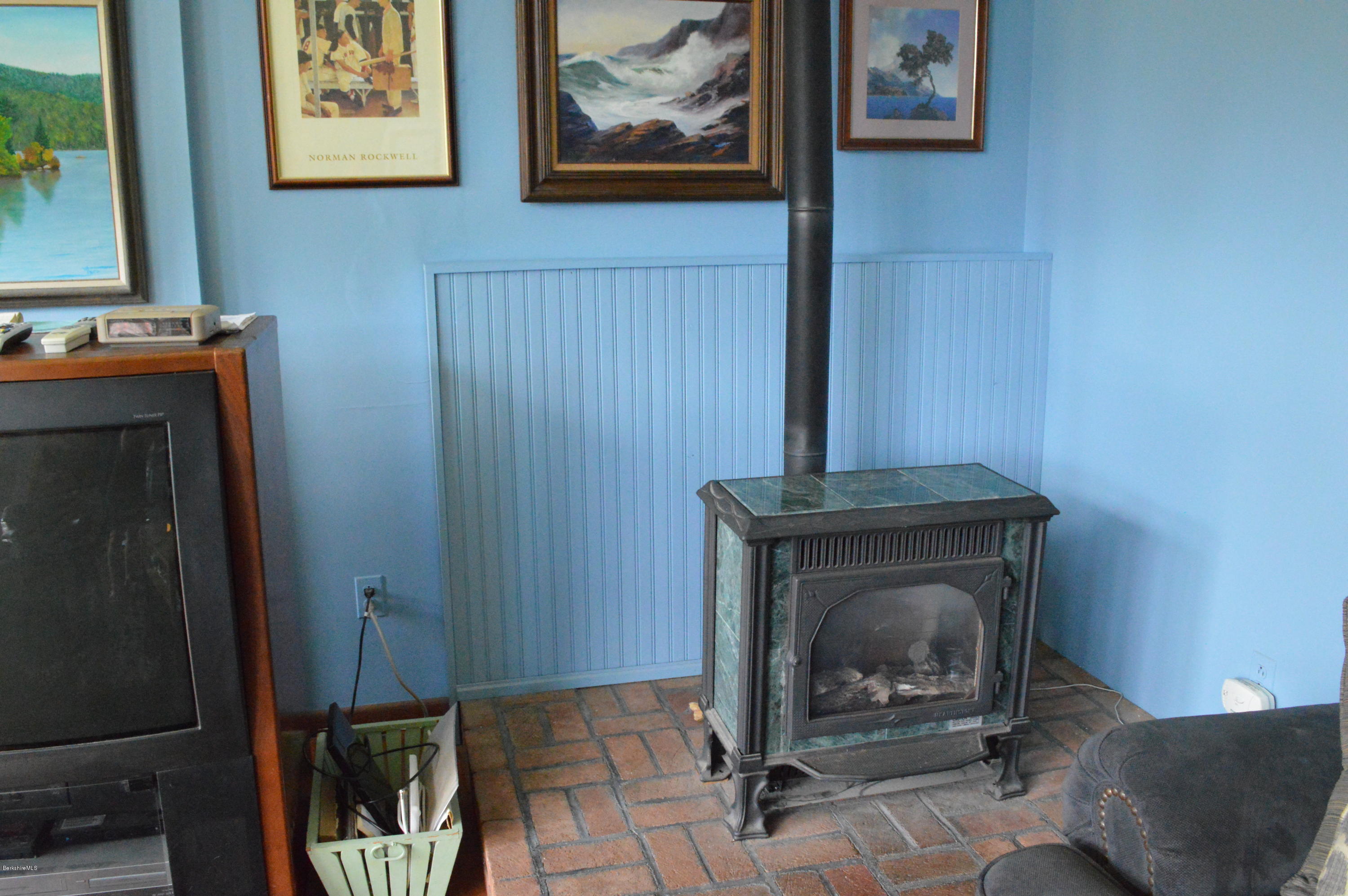134 Arthur Pease Road Middlefield, MA 01011 - Photo 24 of 54 Authur Pease Road Middlefield 033
