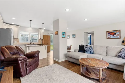 $287,000 | 6439 Melrose Lane, Shawnee, KS 66203