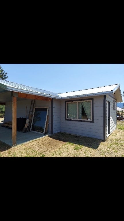 102 Wagon Road Hornbrook, CA 96044 - Photo 21 of 25 Gallery Image 21