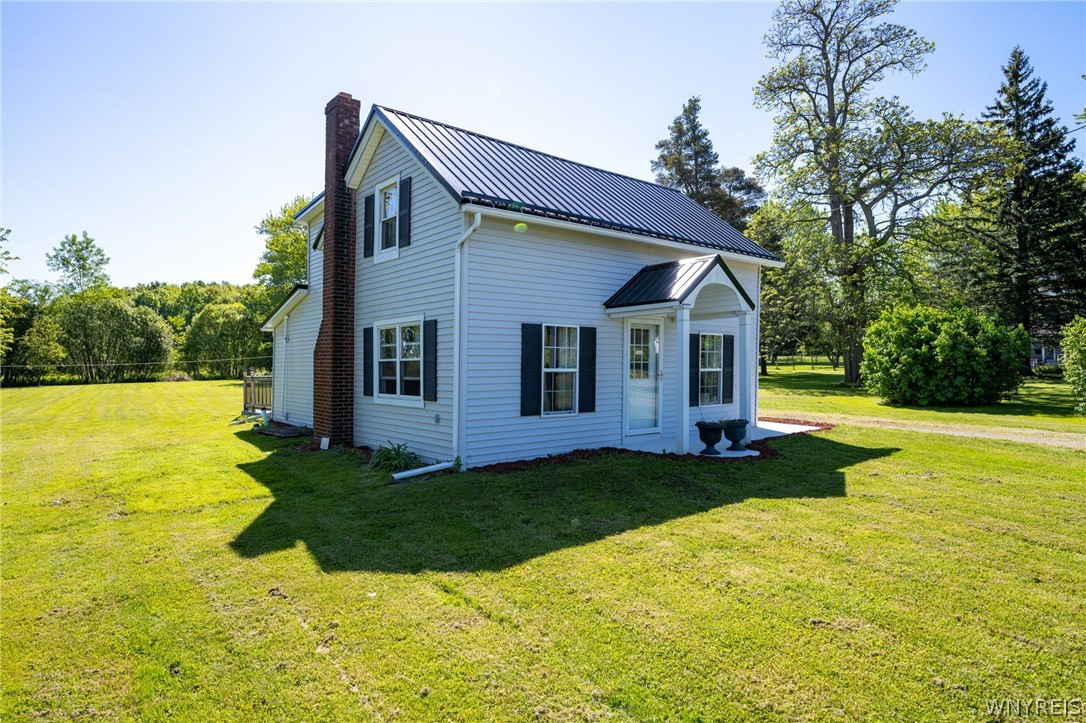 12486 Hanford Road Hanover, NY 14136 - Photo 3 of 49
