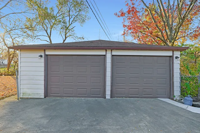 $4,200 | 75 Carthage Lane, Hoffman Estates, IL 60169