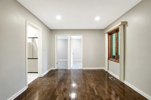 $4,200 | 75 Carthage Lane, Hoffman Estates, IL 60169