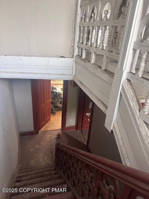 622 Mahantongo Street Pottsville, PA 17901 - Photo 4 of 20 a view of an entryway