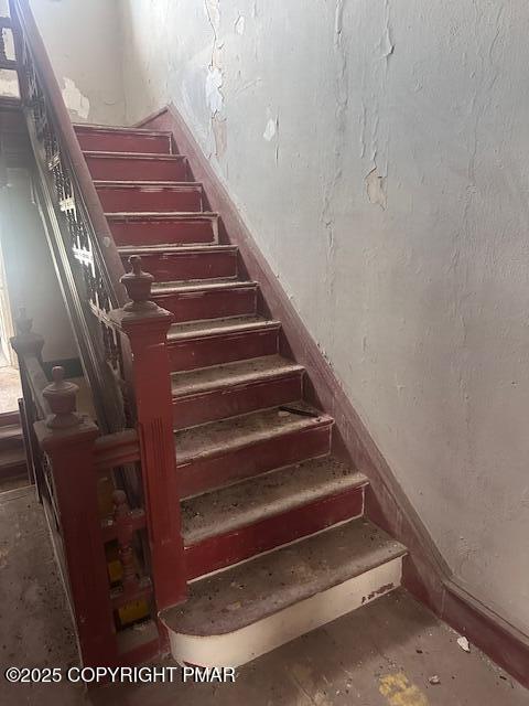 622 Mahantongo Street Pottsville, PA 17901 - Photo 5 of 20 a view of entryway