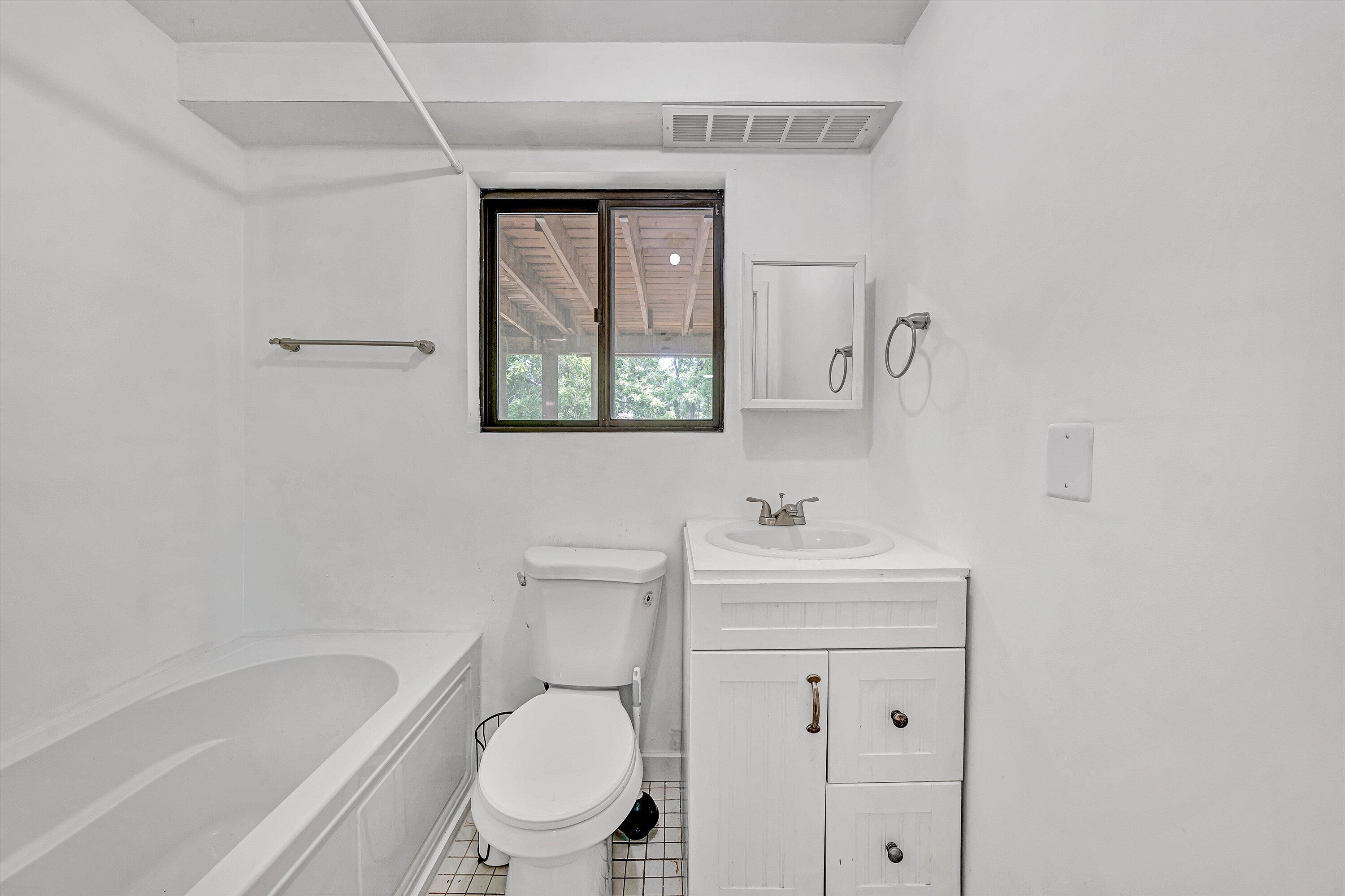 4064 Crawford Road Roanoke, VA 24018 - Photo 20 of 33 20-DSC00301