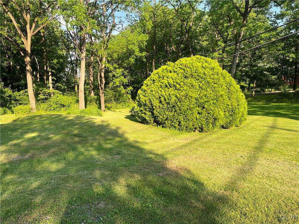 1208 Miller Road Wind Gap, PA 18091 - Photo 15 of 26