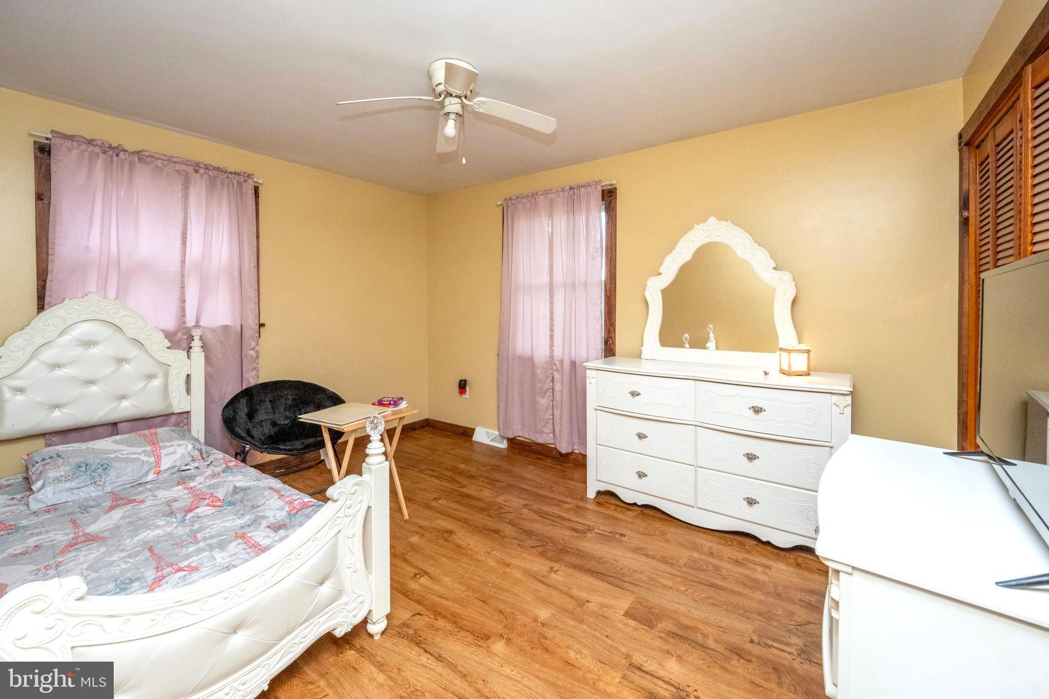 14609 Viewcrest Road Southwest Cumberland, MD 21502 - Photo 27 of 50 3rd bedroom