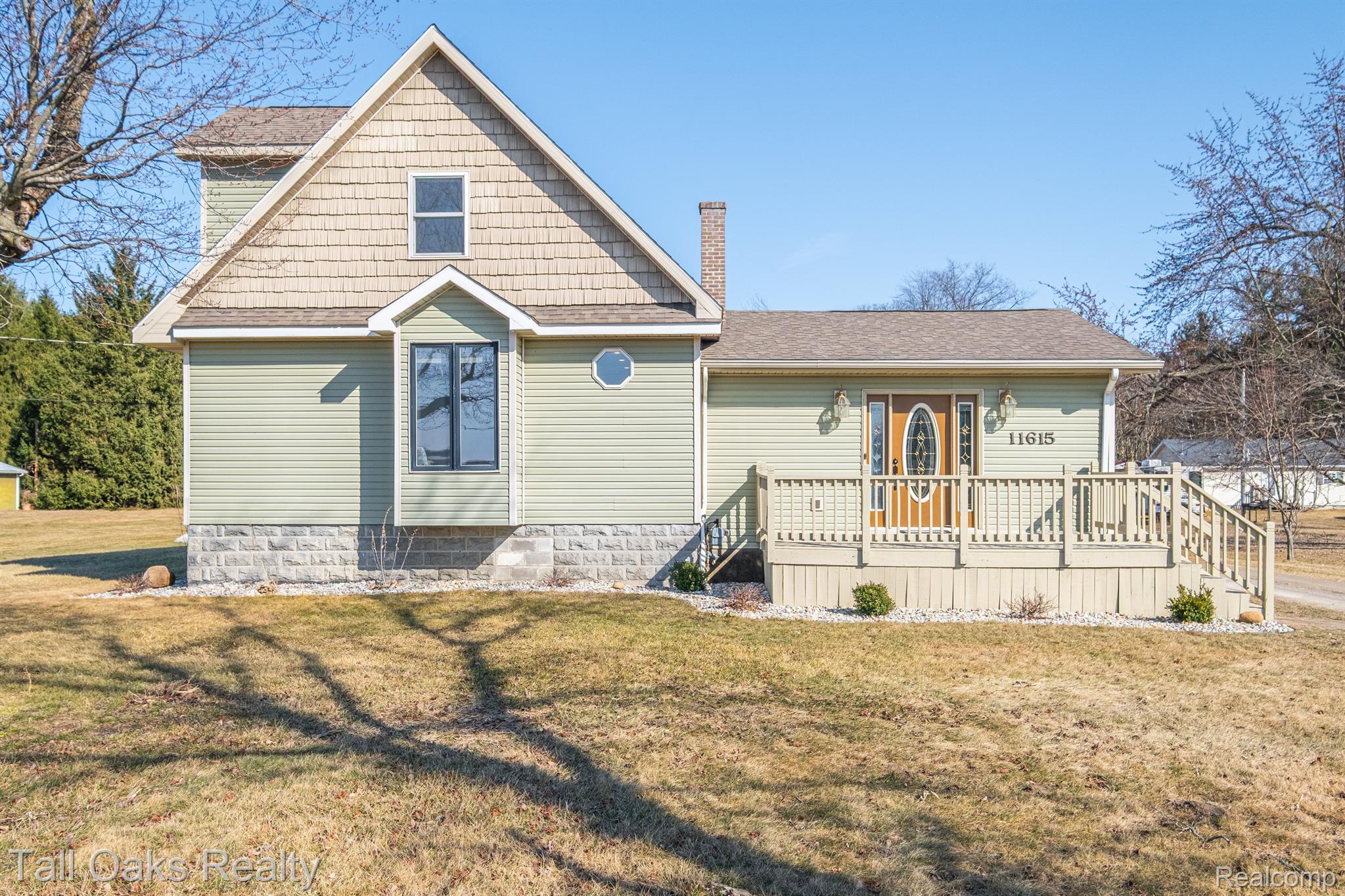 11615 South Block Road Birch Run, MI 48415 - Photo 2 of 26