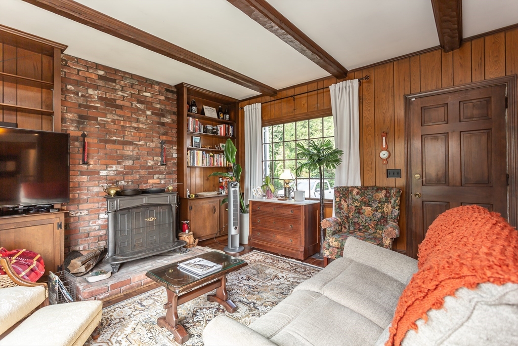 960 Tucker Road Dartmouth, MA 02747 - Photo 15 of 35