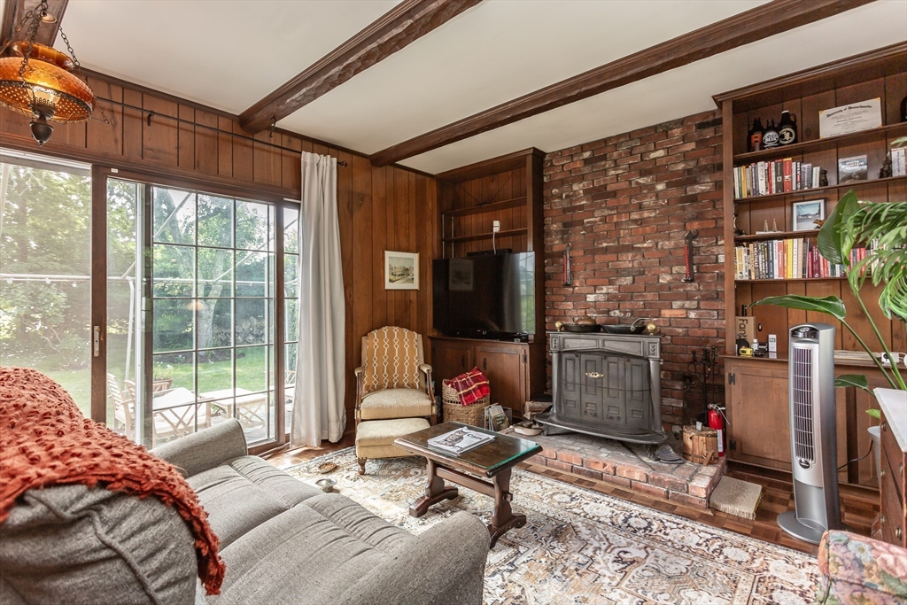 960 Tucker Road Dartmouth, MA 02747 - Photo 16 of 35