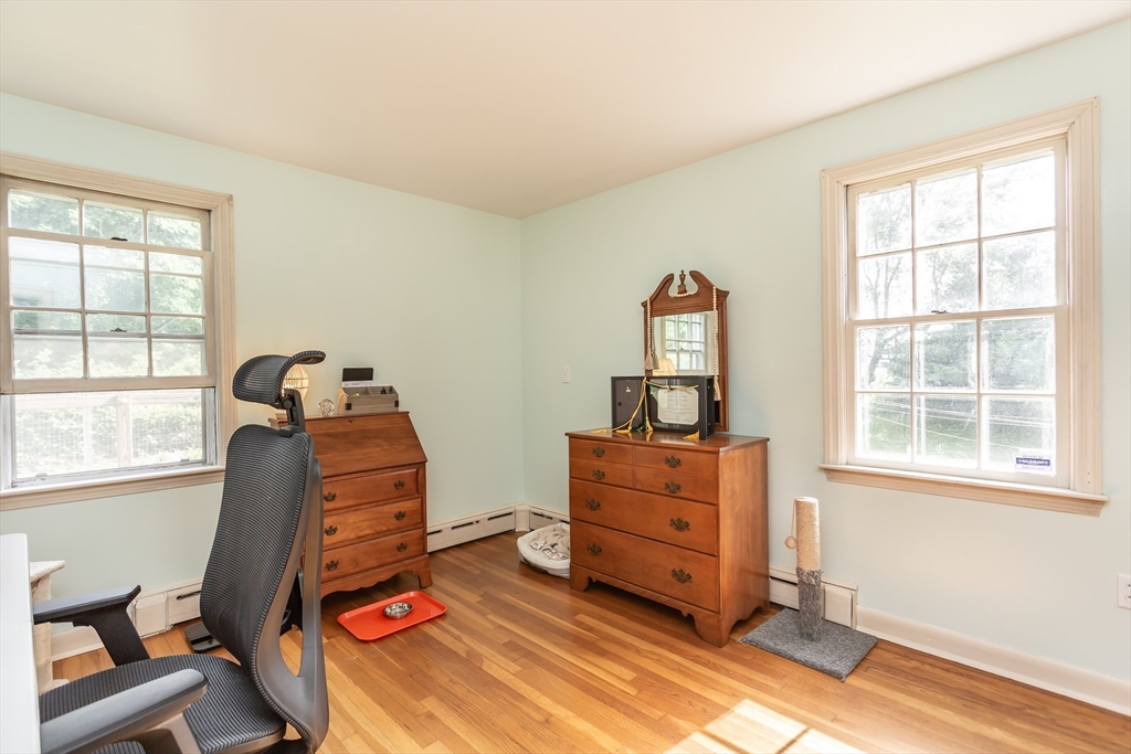 960 Tucker Road Dartmouth, MA 02747 - Photo 21 of 35