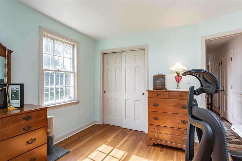 960 Tucker Road Dartmouth, MA 02747 - Photo 22 of 35