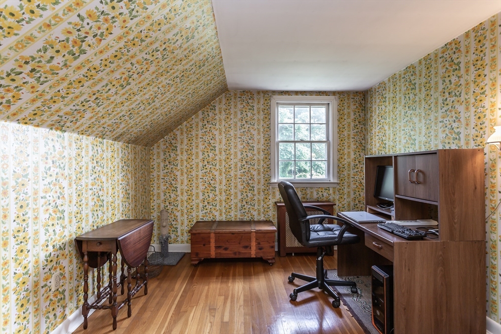 960 Tucker Road Dartmouth, MA 02747 - Photo 29 of 35