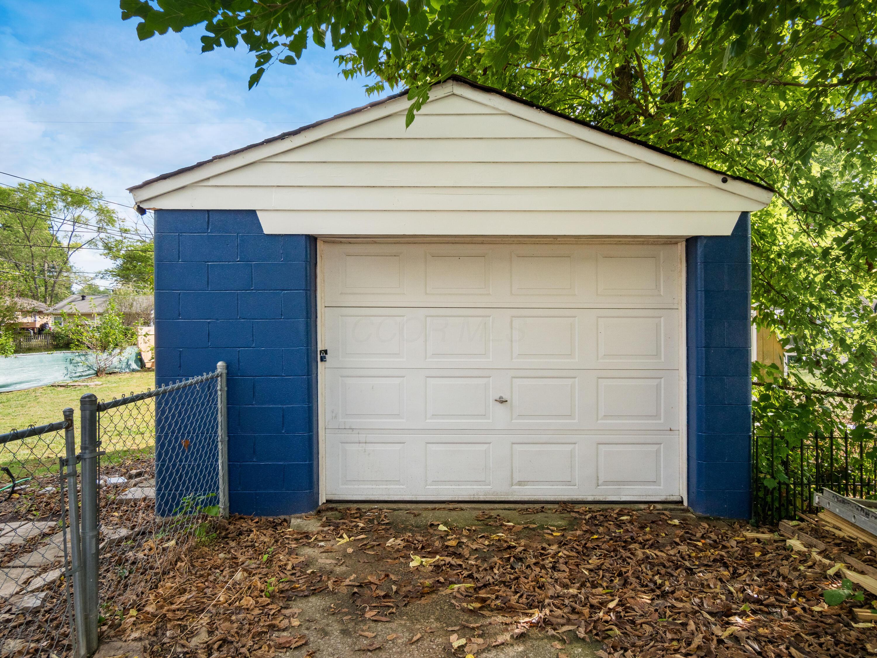 1665 Sale Road Columbus, OH 43224 - Photo 33 of 35 031_de802aef1_A 1665 Sale 062