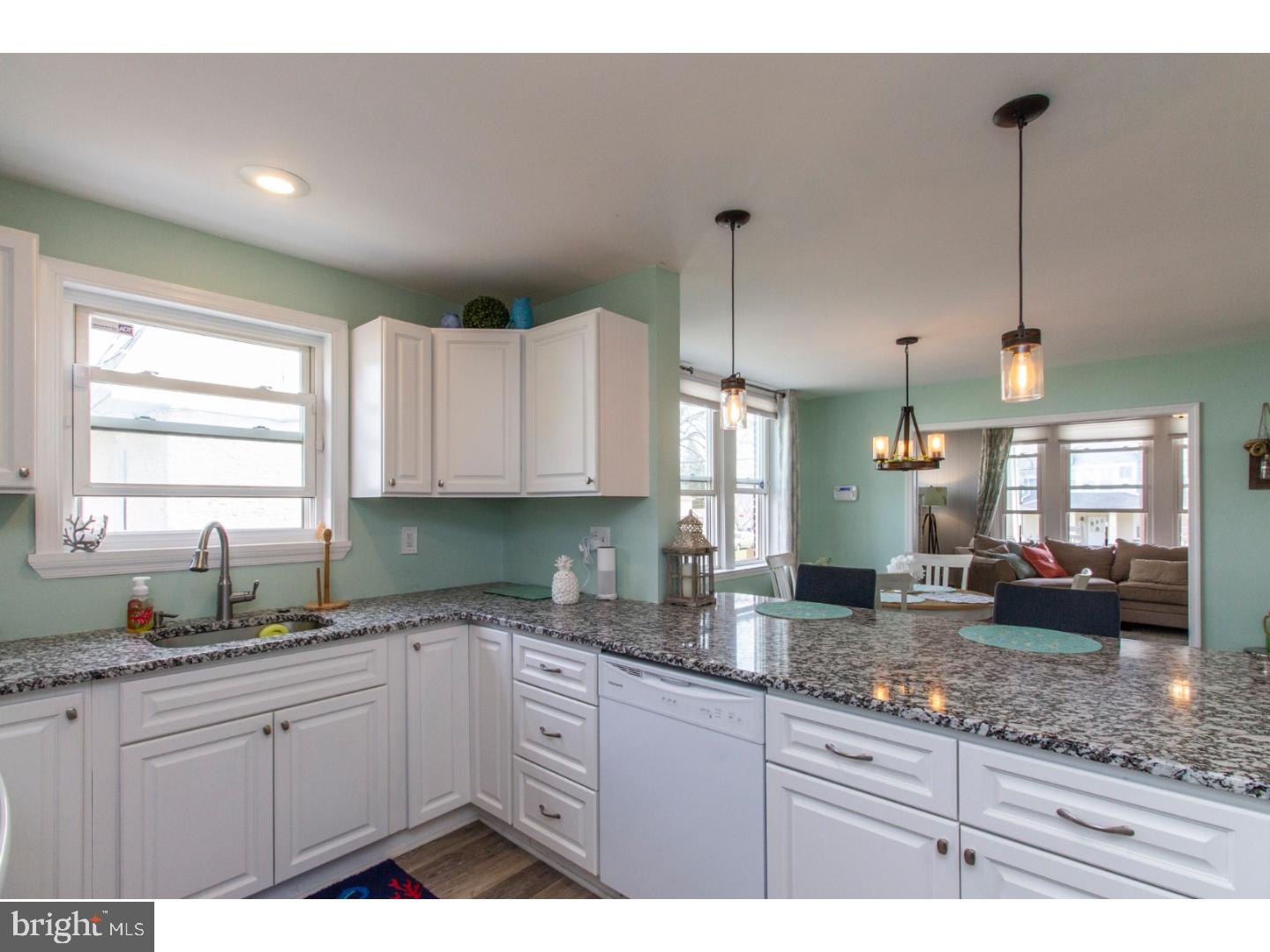 2510 Dutton Mill Road Aston, PA 19014 - Photo 5 of 24 Kitchen