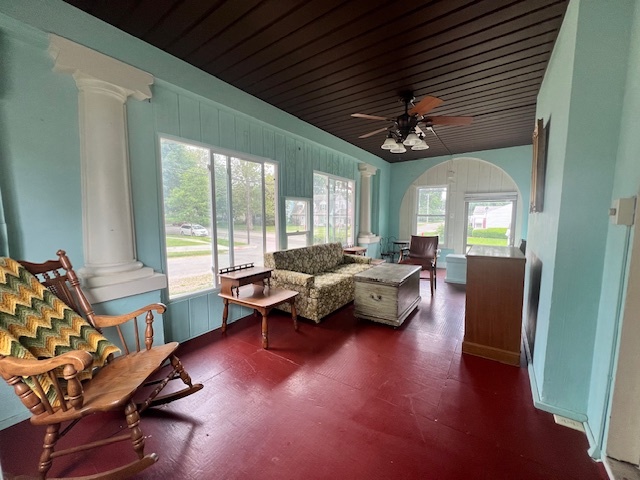 702 North Center Street Clinton, IL 61727 - Photo 24 of 47 Gallery Image 24