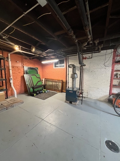 702 North Center Street Clinton, IL 61727 - Photo 41 of 47 Gallery Image 41