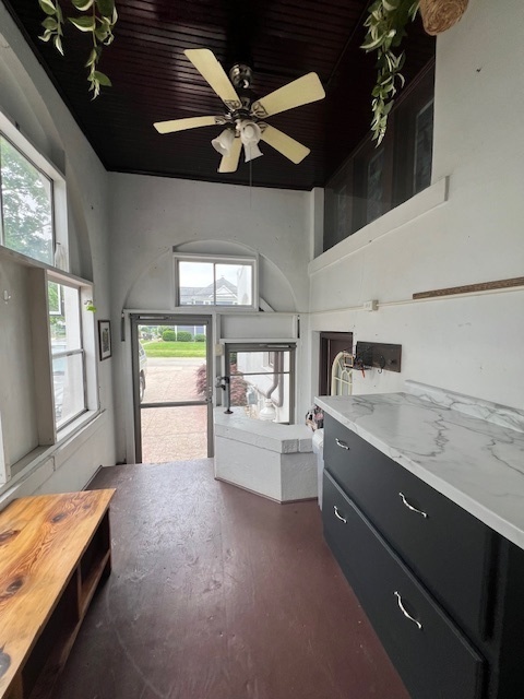 702 North Center Street Clinton, IL 61727 - Photo 47 of 47 Gallery Image 47