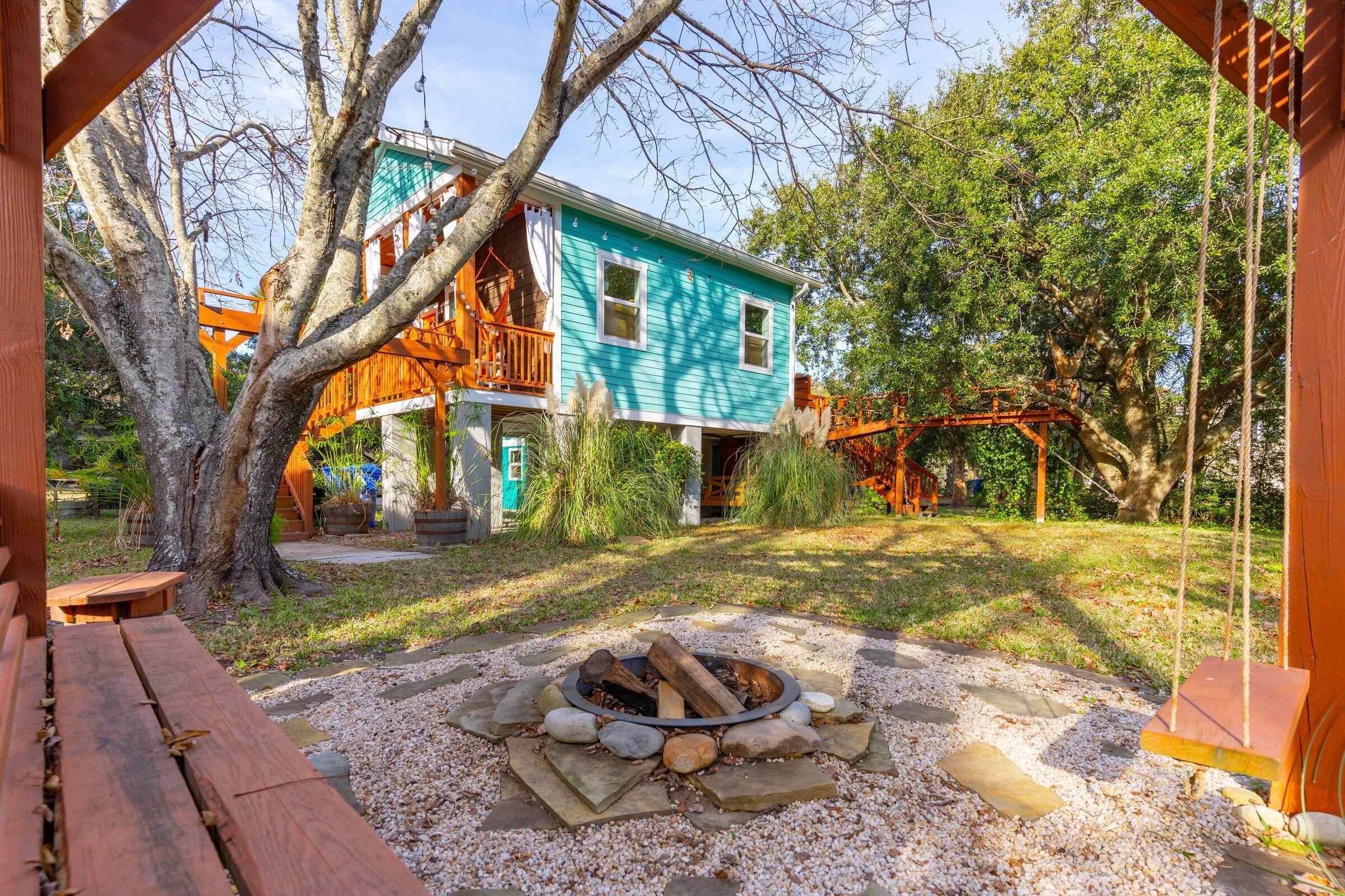 213 East Cooper Avenue Folly Beach, SC 29439 - Photo 33 of 44 213 E Cooper