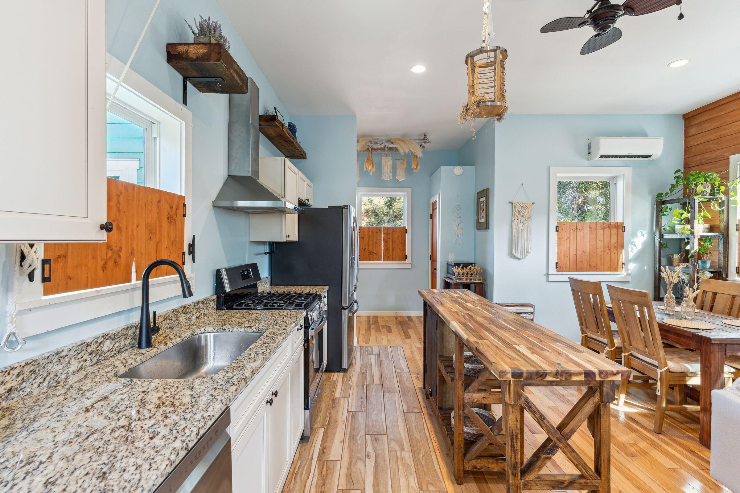 213 East Cooper Avenue Folly Beach, SC 29439 - Photo 7 of 44 213 E Cooper