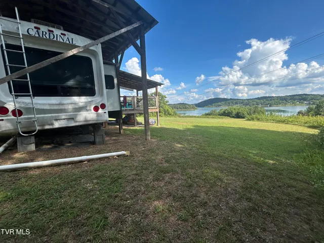 $300,000 | 1245 County Line Road, Unit 111, Mooresburg, TN 37811