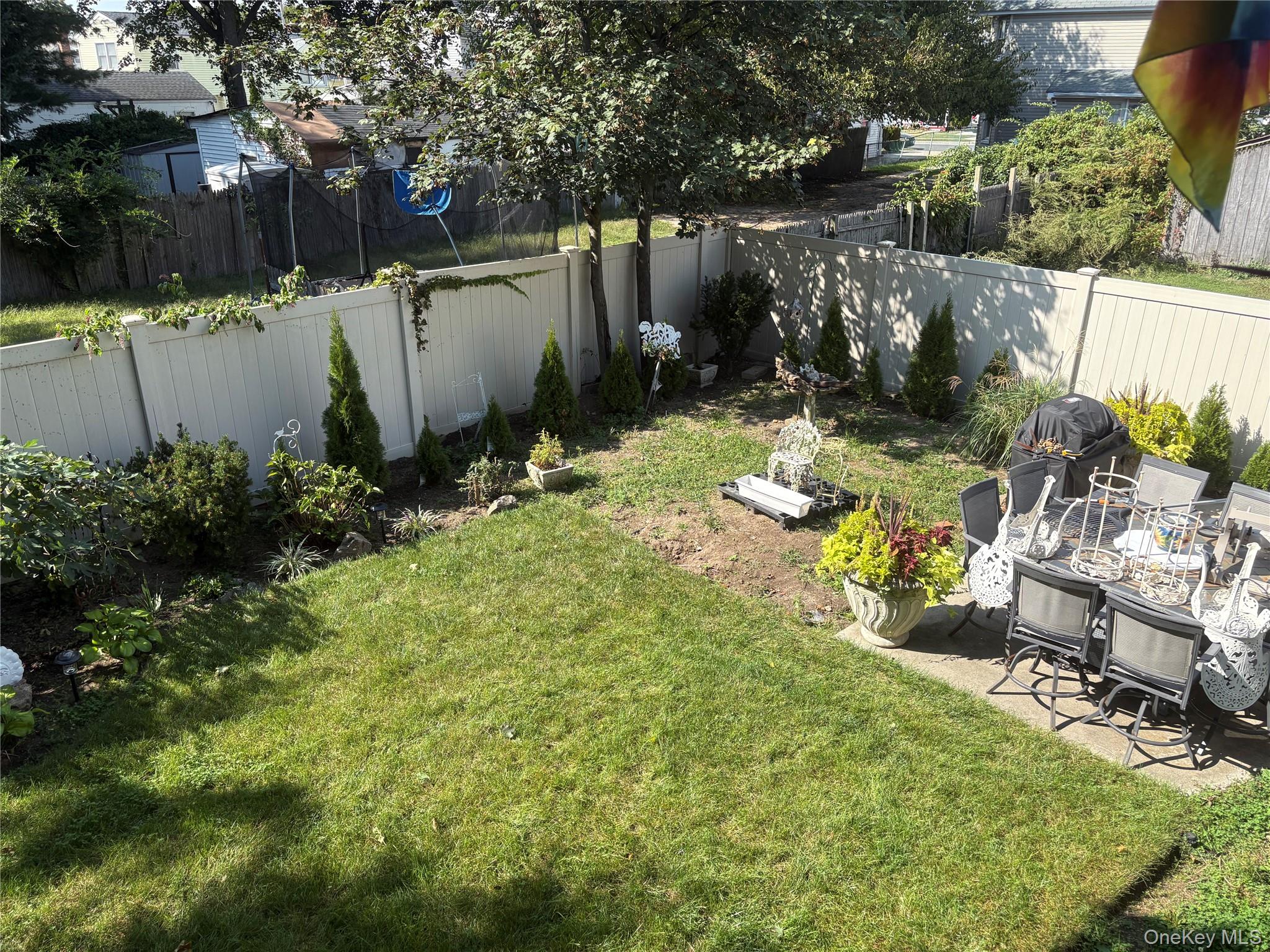 346 South Main Street Freeport, NY 11520 - Photo 29 of 33 a view of yard with green space